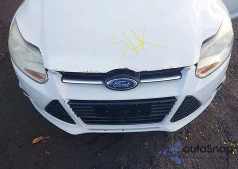 2012 Ford Focus Se z USA, uszkodzony, nr VIN 1FAHP3K27CL187549